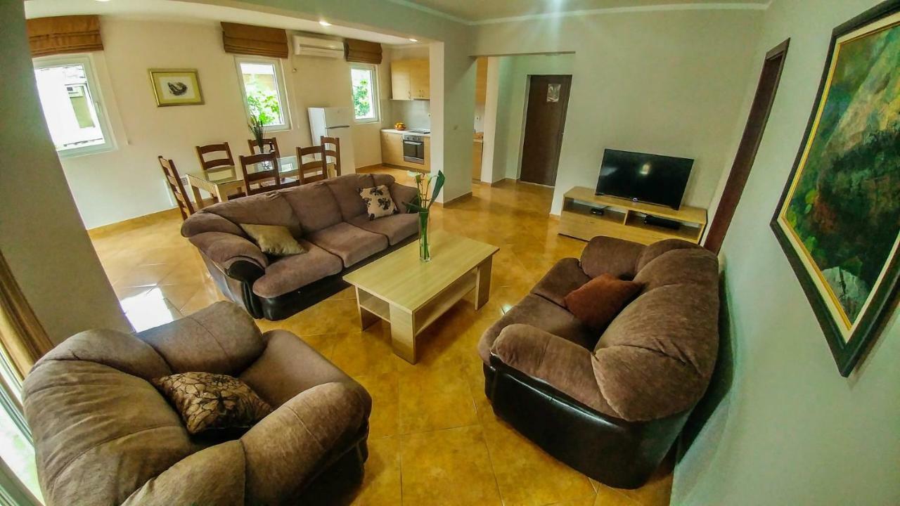 Villa Franeta Apartments Budva Buitenkant foto